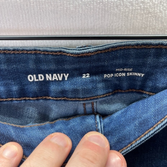 Old Navy Mid Rise Pop Icon Skinny Jeans Womens 22W Plus size Stretch Denim 1959 - Picture 2 of 8